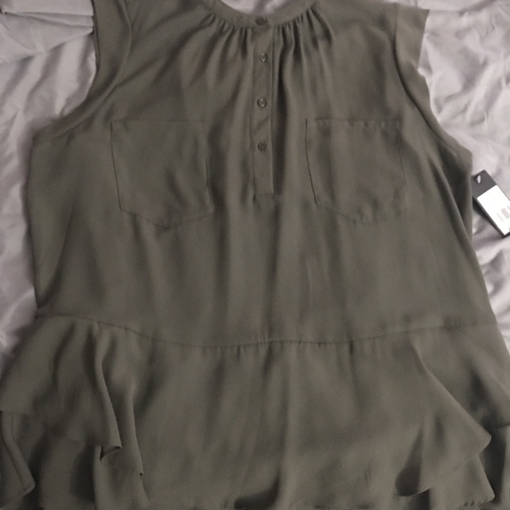 Blouse in olive green